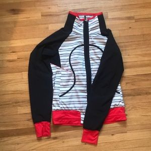 Lululemon cropped jacket